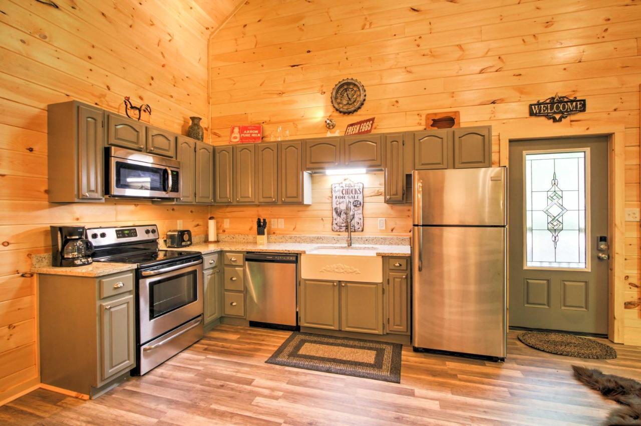 Gatlinburg Cabin With Hot Tub 5 Mi To Downtown Buitenkant foto