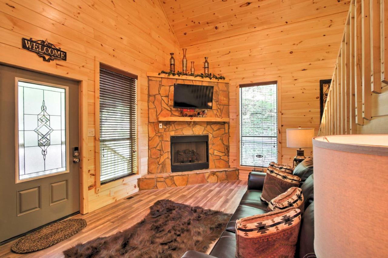 Gatlinburg Cabin With Hot Tub 5 Mi To Downtown Buitenkant foto