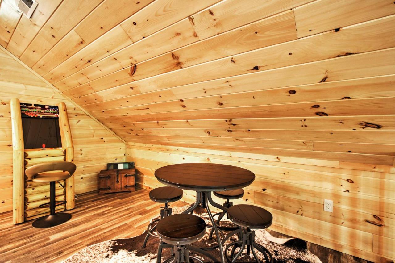 Gatlinburg Cabin With Hot Tub 5 Mi To Downtown Buitenkant foto